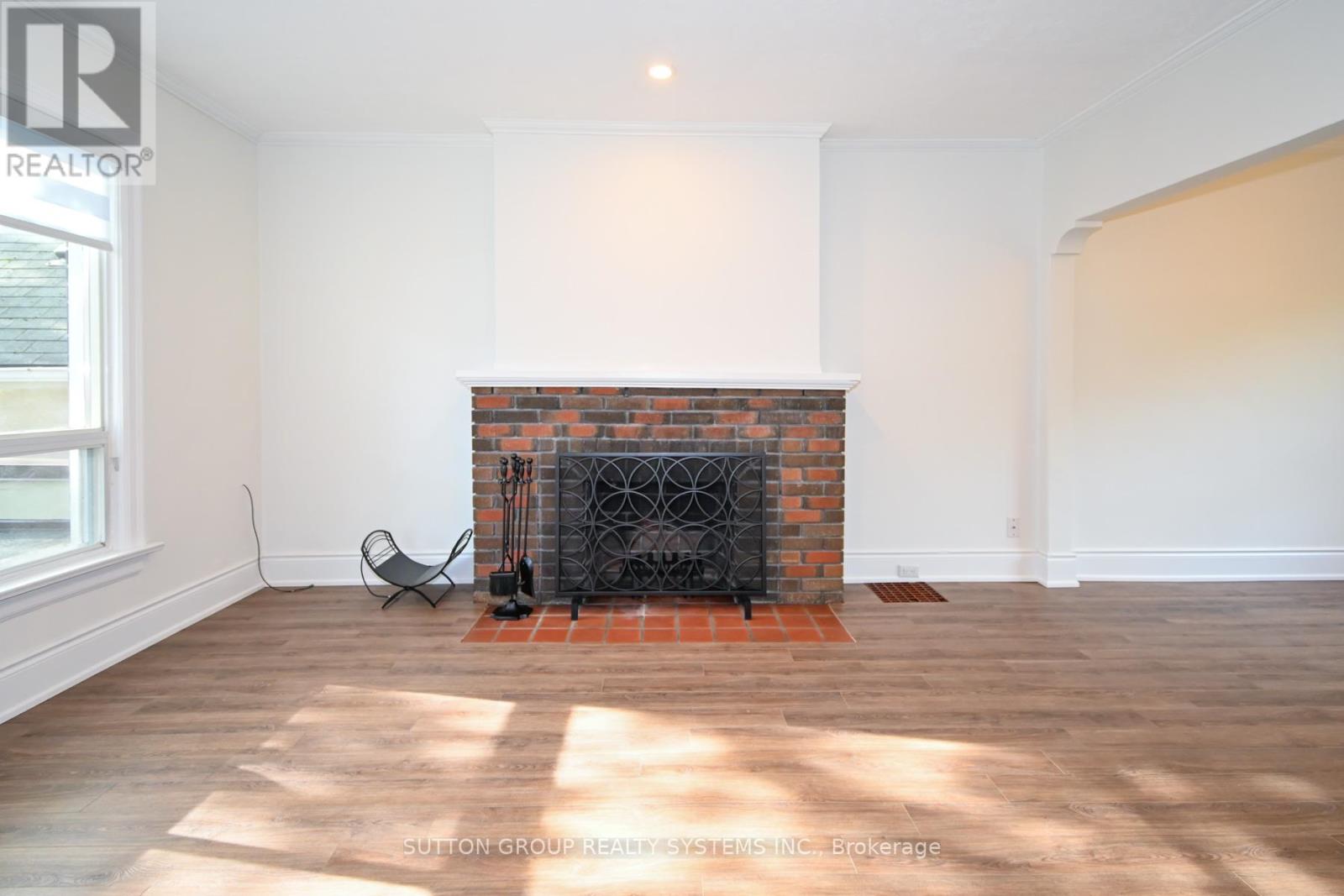 24 Runnymede Road, Toronto, Ontario  M6S 2Y2 - Photo 7 - W12183700