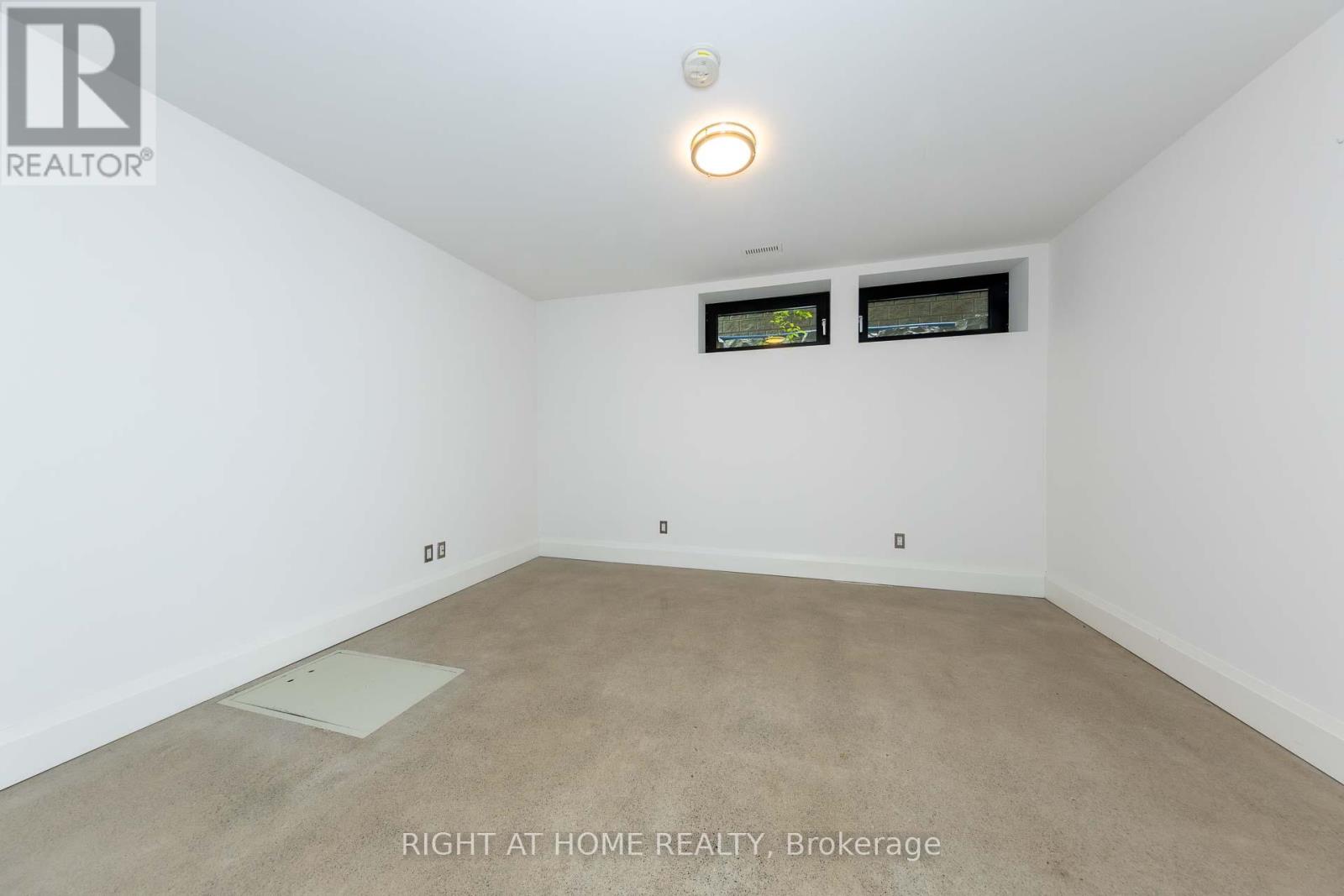 1207 Stirling Drive, Oakville, Ontario  L6L 1E5 - Photo 41 - W12183715
