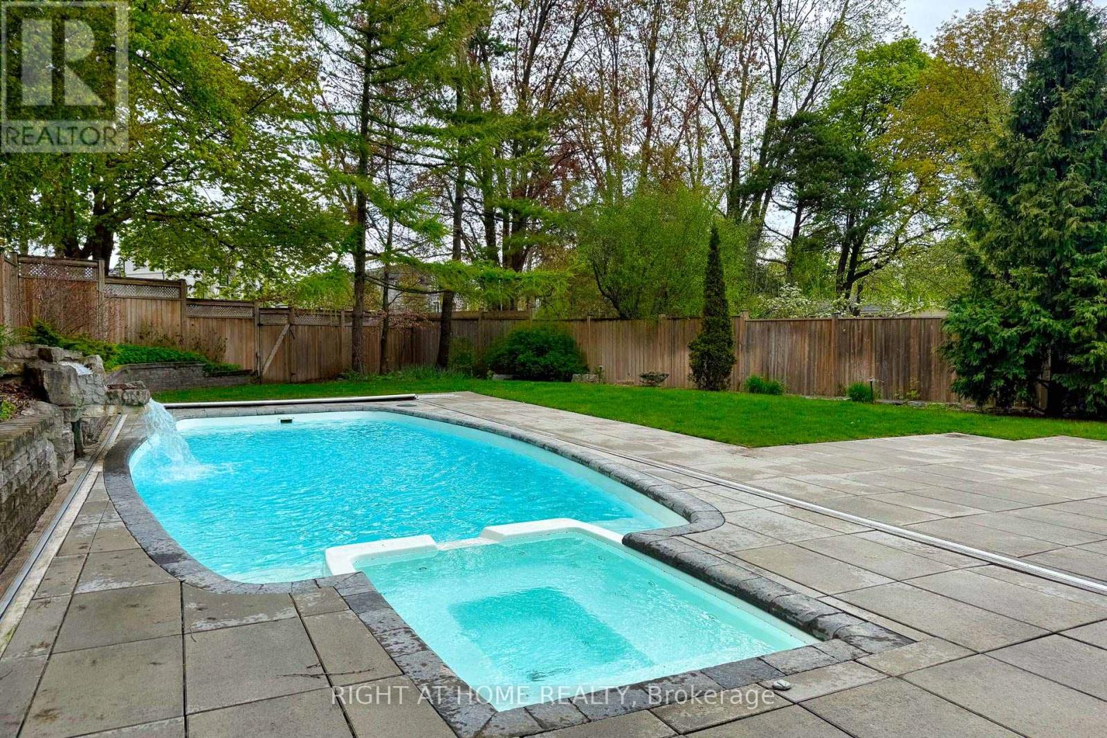1207 Stirling Drive, Oakville, Ontario  L6L 1E5 - Photo 48 - W12183715