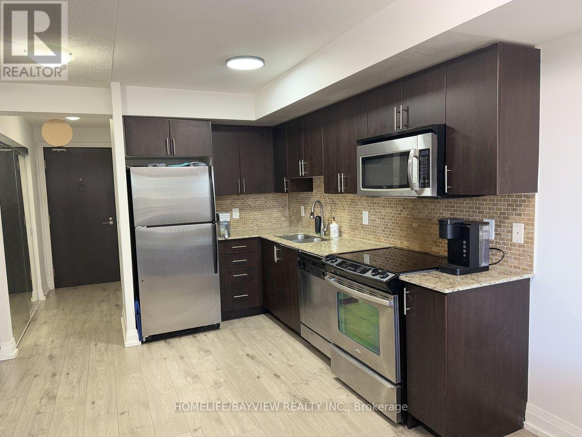 905 - 1 De Boers Drive, Toronto, Ontario  M3J 0G6 - Photo 2 - W12183724