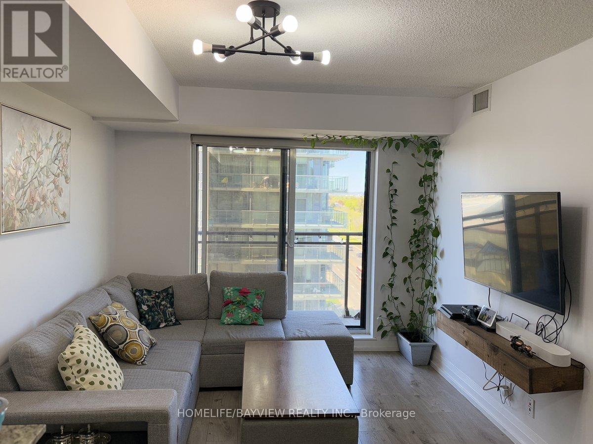 905 - 1 De Boers Drive, Toronto, Ontario  M3J 0G6 - Photo 8 - W12183724