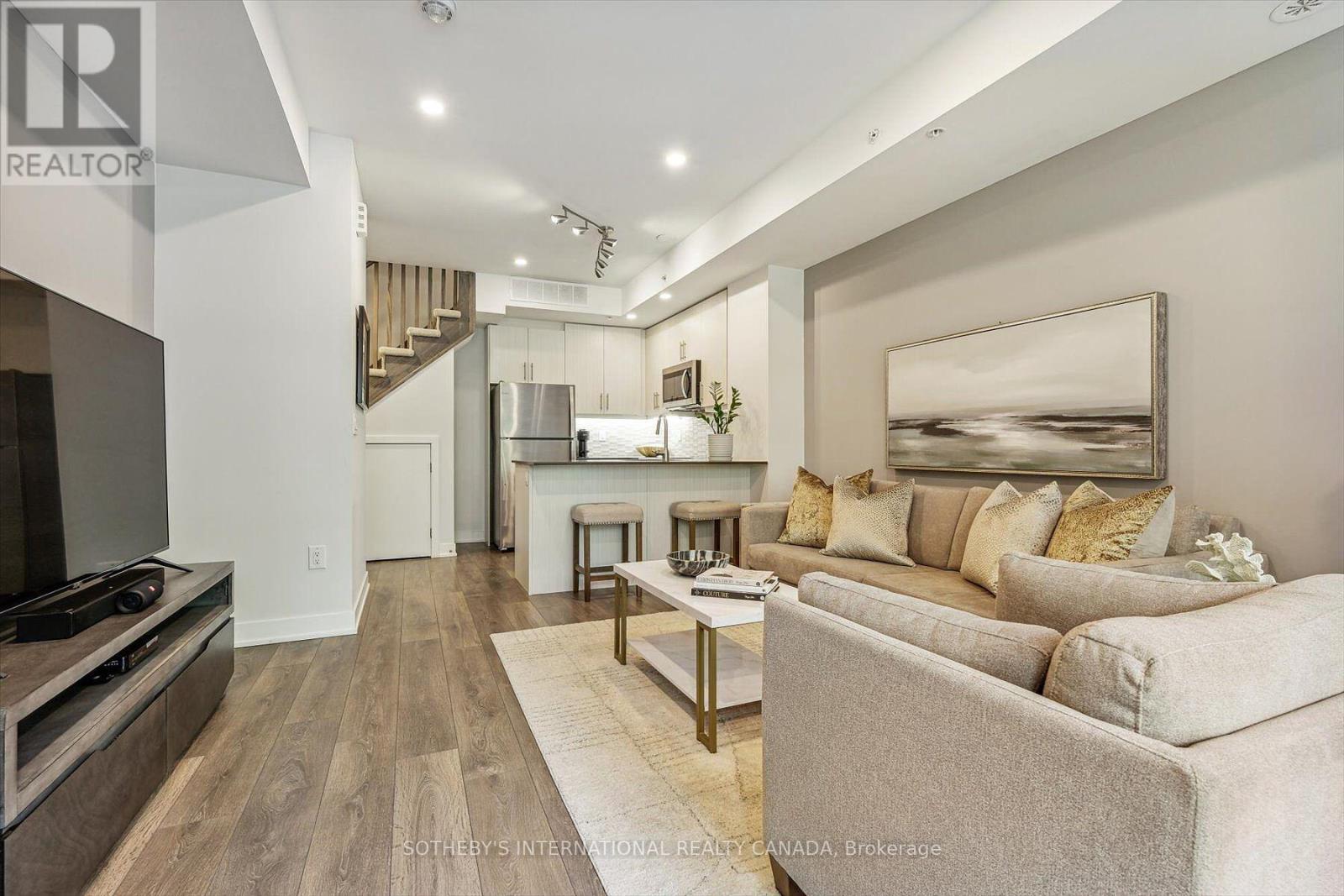 13 - 3483 Widdicombe Way, Mississauga, Ontario  L5L 0B8 - Photo 9 - W12183756