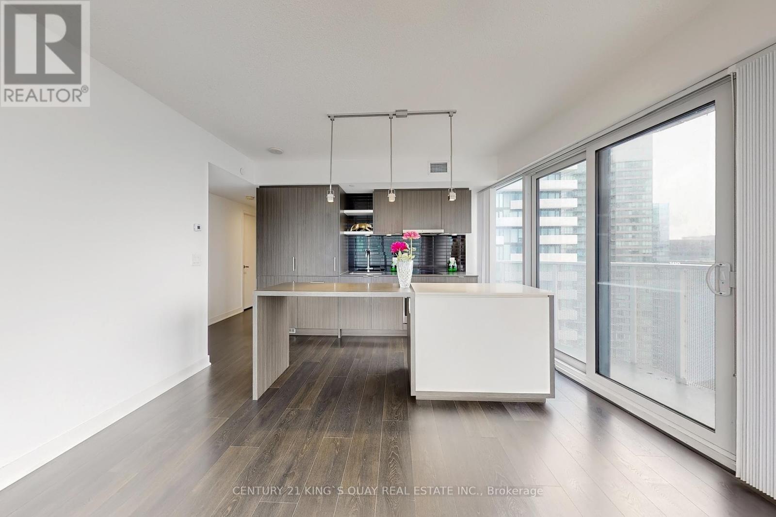 4204 - 88 Harbour Street, Toronto, Ontario  M5J 1B7 - Photo 10 - C12097189