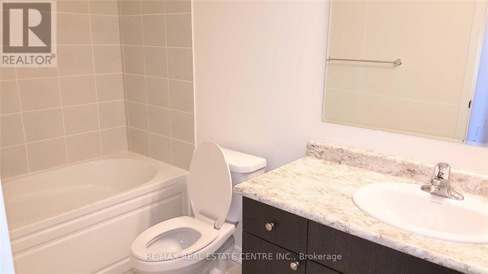 8 Watermill Street, Kitchener, Ontario  N2P 0H5 - Photo 13 - X12183690
