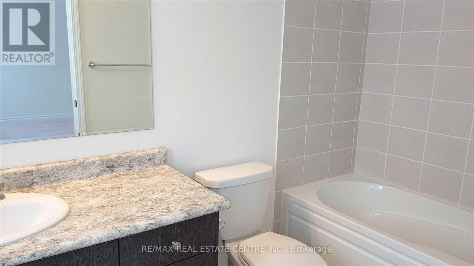 8 Watermill Street, Kitchener, Ontario  N2P 0H5 - Photo 16 - X12183690