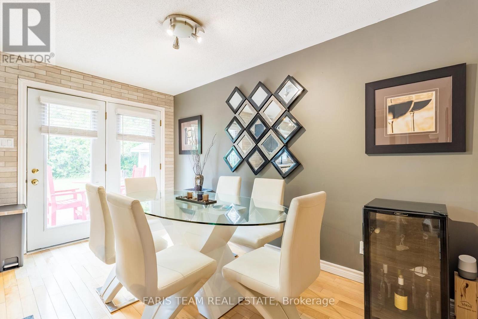 85 Fulsom Crescent, Kawartha Lakes, Ontario  L3V 6H5 - Photo 8 - X12183761