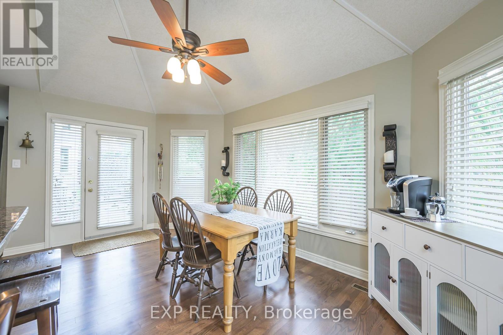22 Glenridge Crescent, London North, Ontario  N6G 4W5 - Photo 17 - X12164085