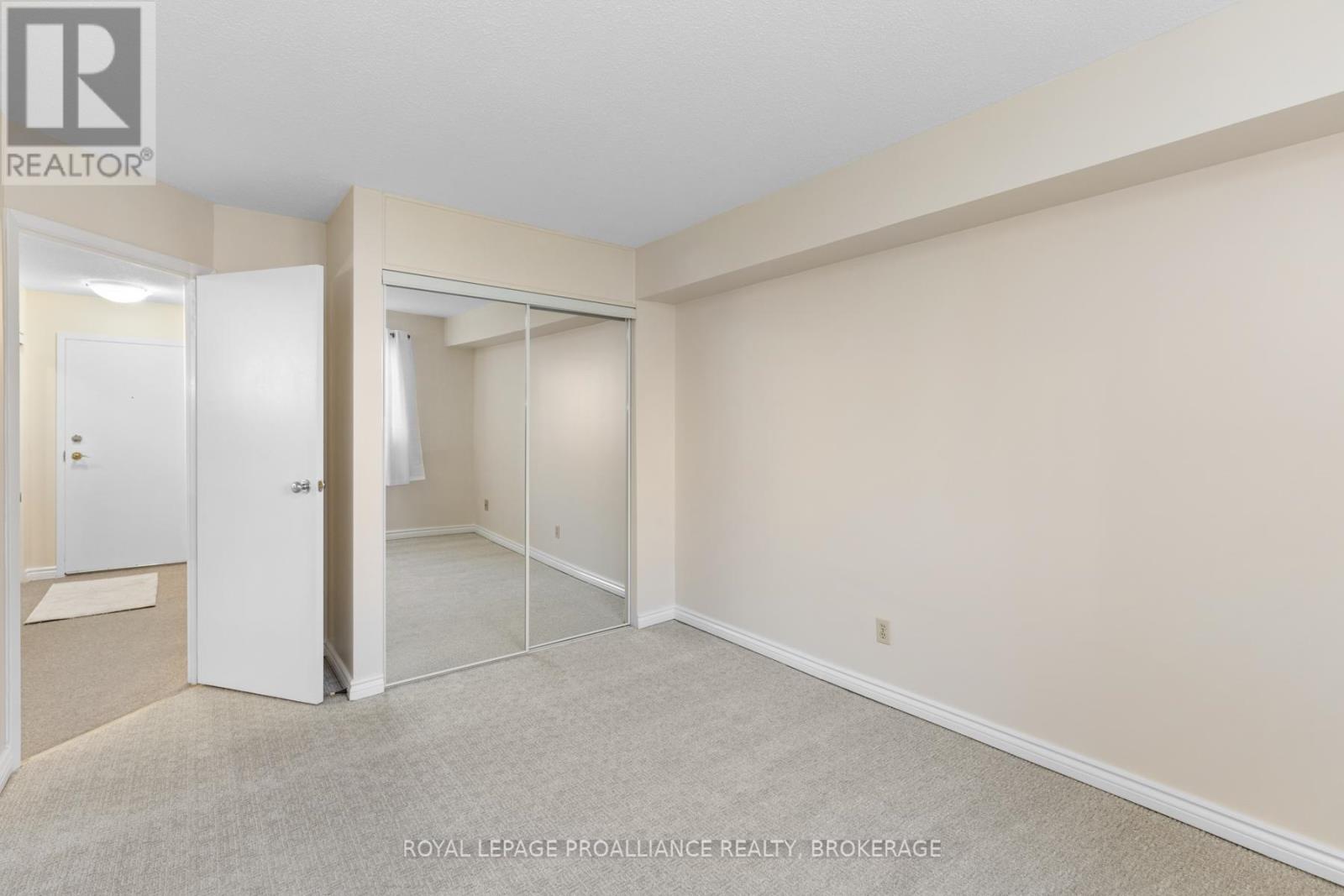 206 - 561 Armstrong Road, Kingston (East Gardiners Rd), Ontario  K7M 8J9 - Photo 19 - X12183804