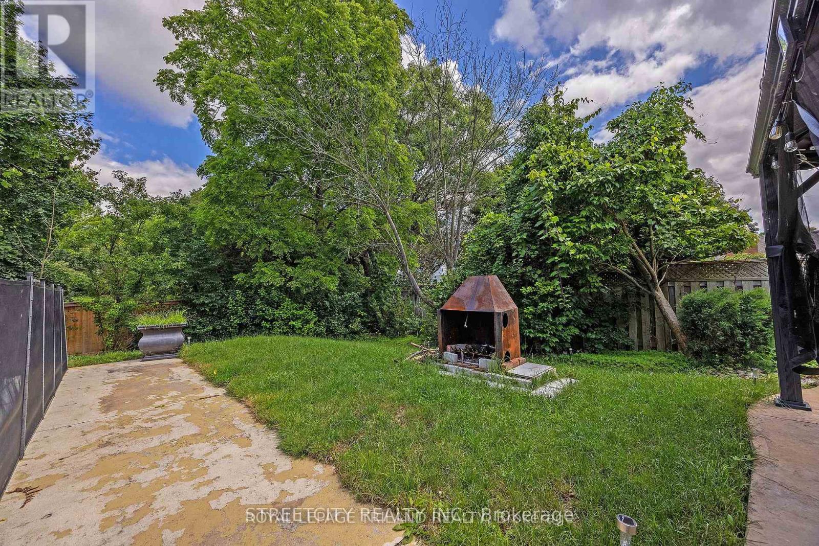 69 Shavian Boulevard, London North, Ontario  N6G 2P4 - Photo 26 - X12183835