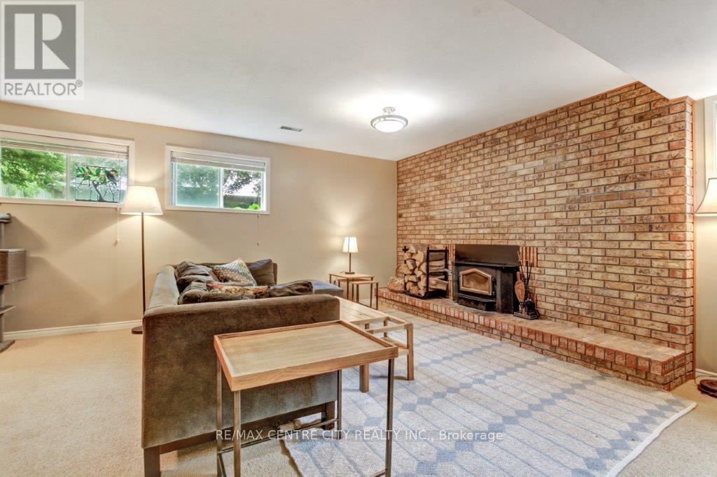 236 Concord Road S, London North, Ontario  N6G 3H8 - Photo 15 - X12183840