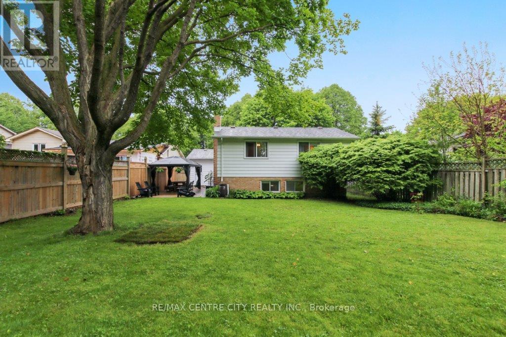 236 Concord Road S, London North, Ontario  N6G 3H8 - Photo 28 - X12183840