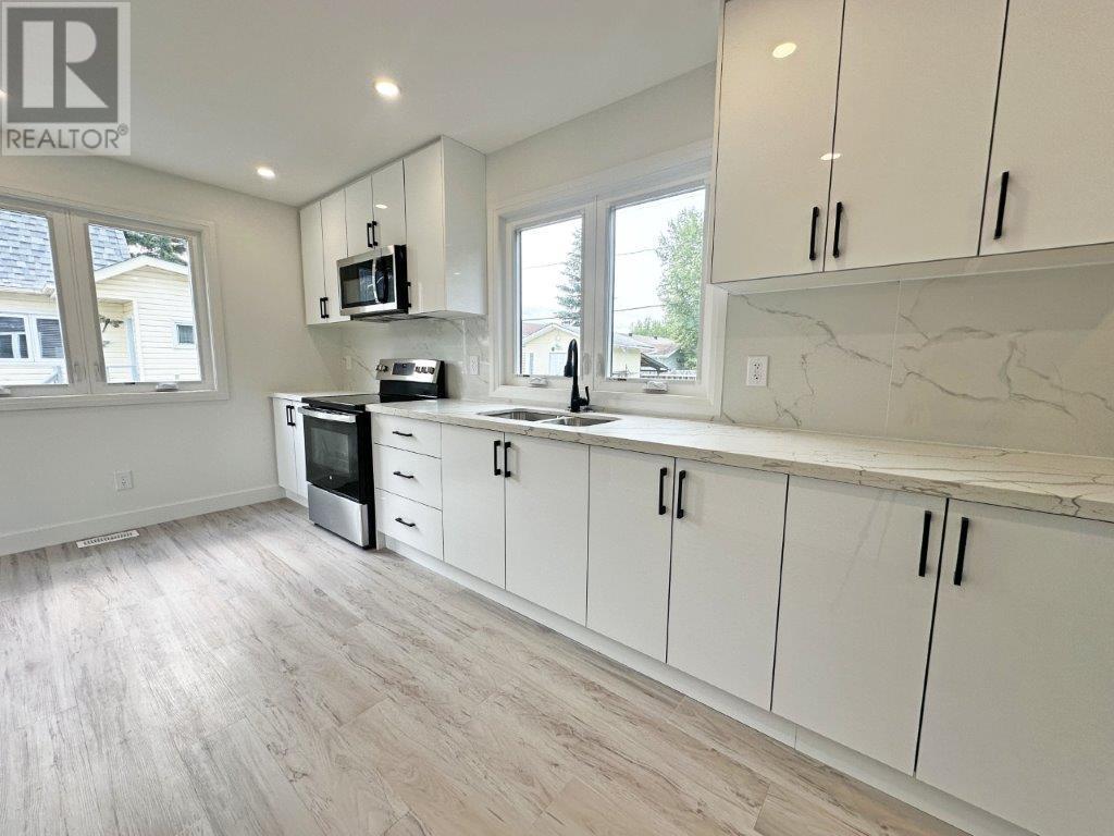 77 Brompton Road, Red Rock, Ontario  P0T 2P0 - Photo 17 - TB251429