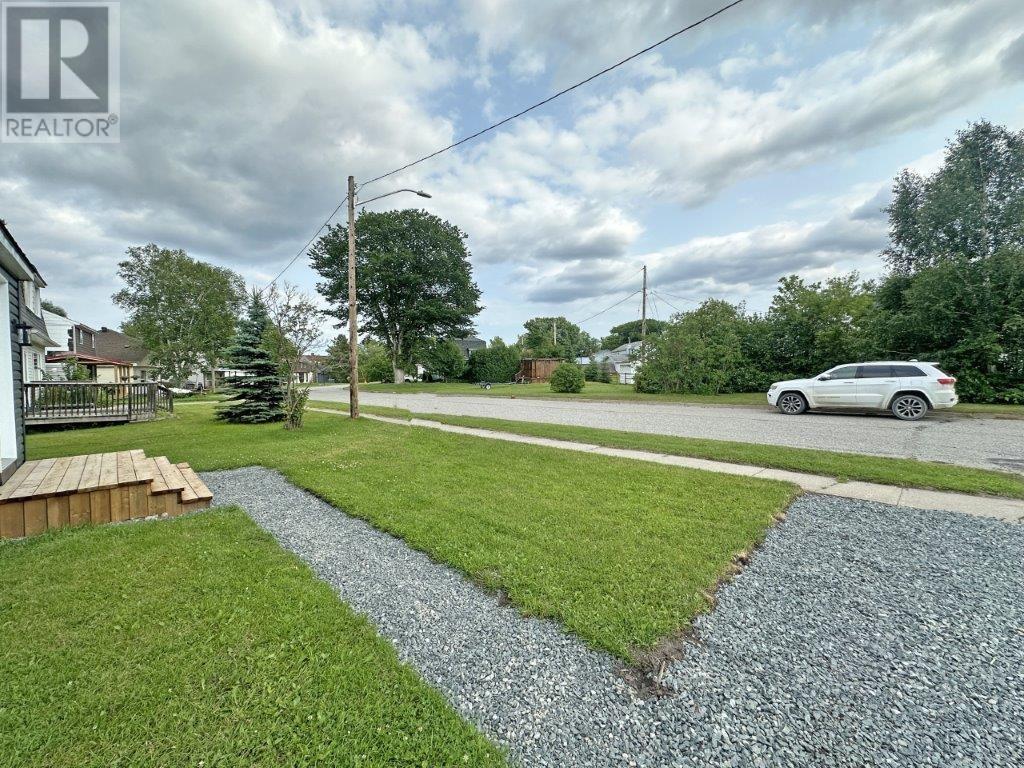77 Brompton Road, Red Rock, Ontario  P0T 2P0 - Photo 4 - TB251429