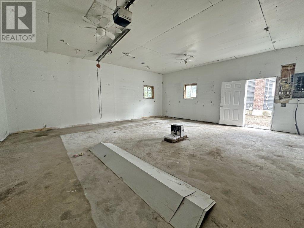 77 Brompton Road, Red Rock, Ontario  P0T 2P0 - Photo 46 - TB251429