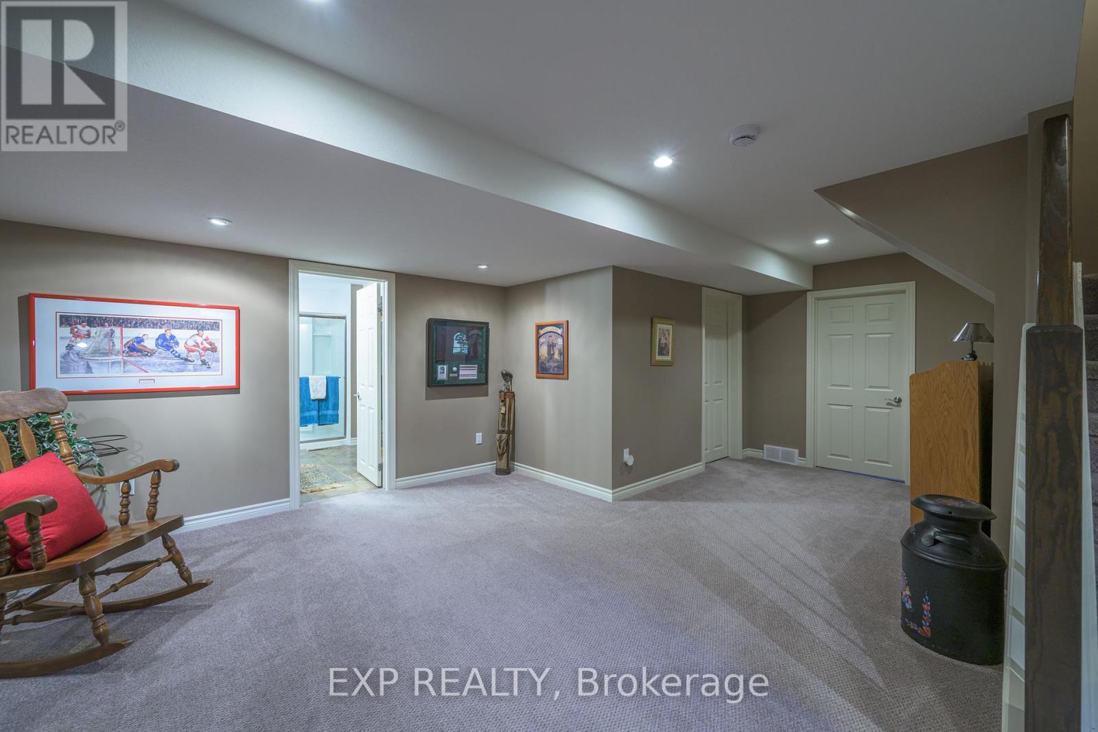 22 Glenridge Crescent, London North, Ontario  N6G 4W5 - Photo 31 - X12164085