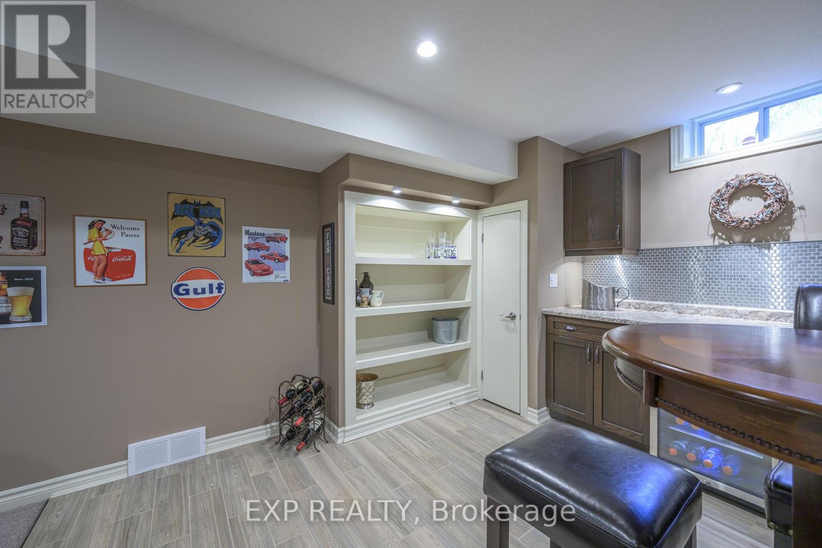 22 Glenridge Crescent, London North, Ontario  N6G 4W5 - Photo 33 - X12164085