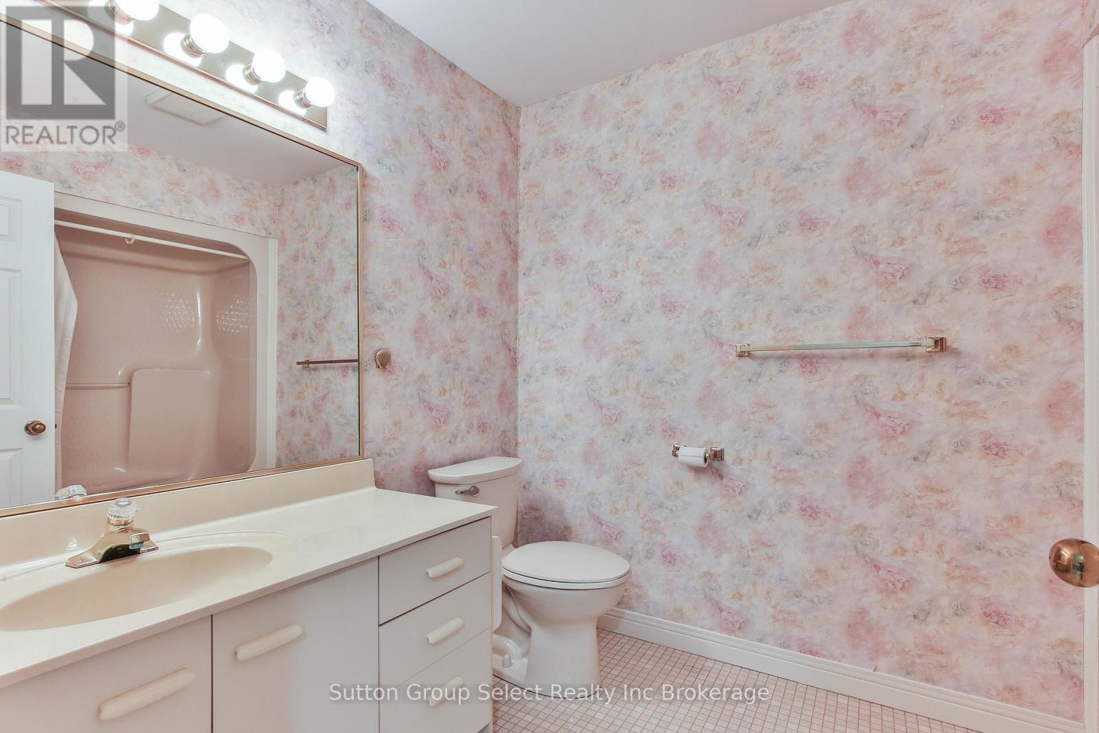17 - 647 Lansdowne Avenue, Woodstock, Ontario  N4T 1K1 - Photo 32 - X12183831