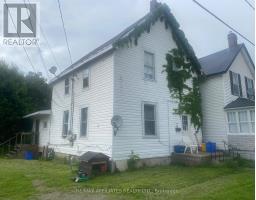 14 LANARK STREET, Smiths Falls, Ontario