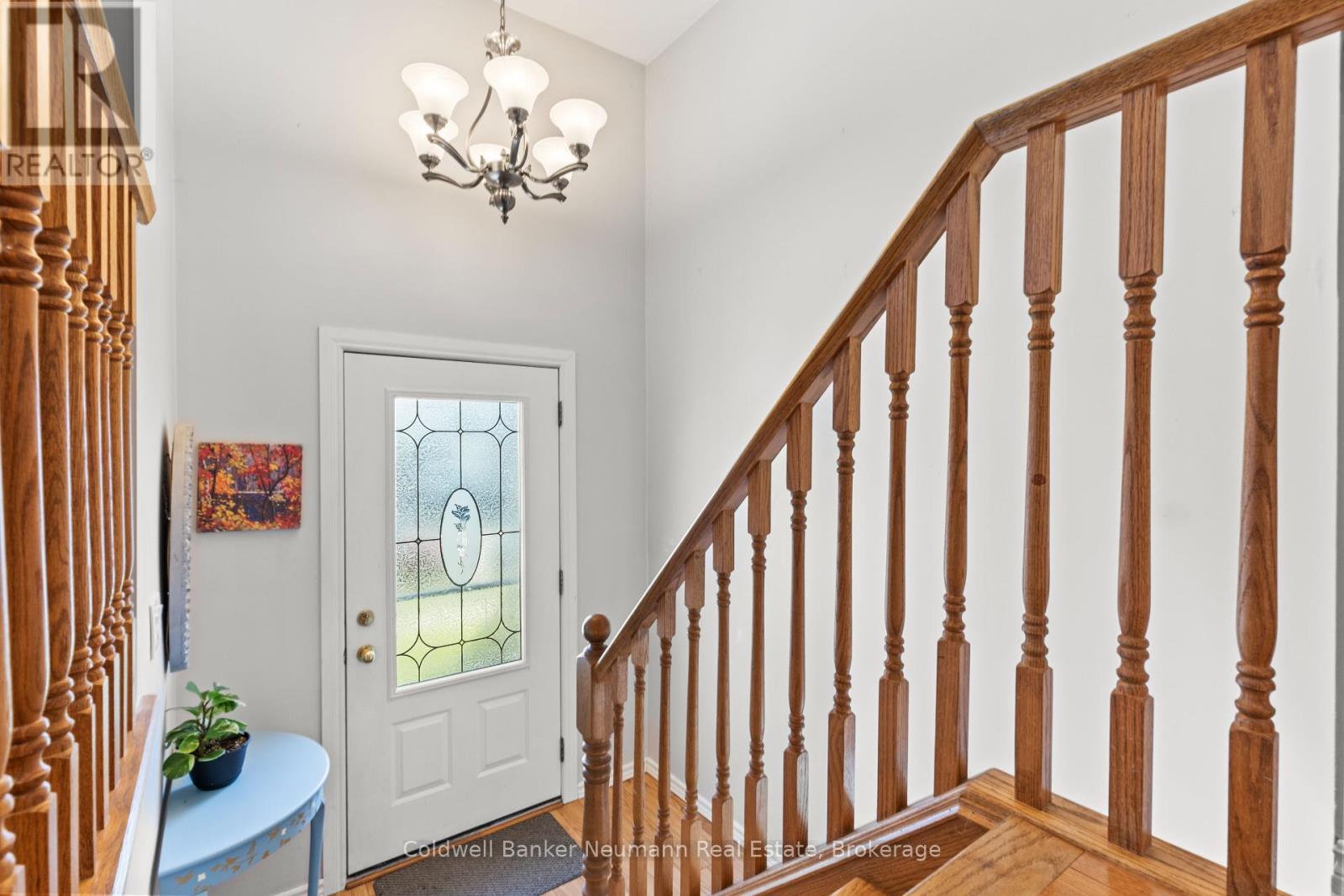 52 Burke Street, Haldimand, Ontario  N3W 1C4 - Photo 4 - X12183813