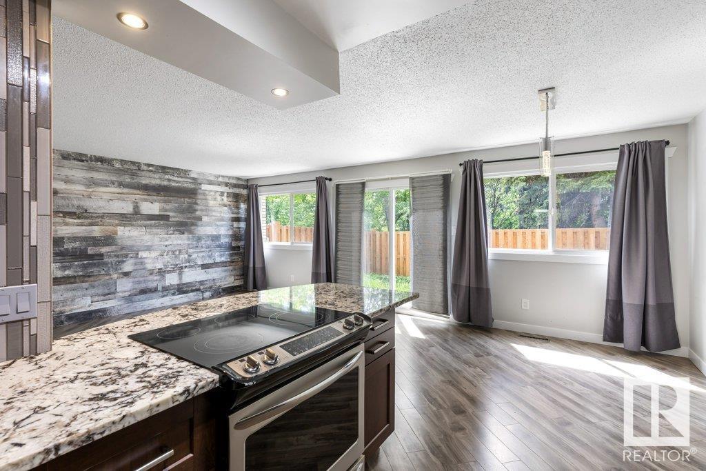 17 ROYAL RD NW, Edmonton, Alberta