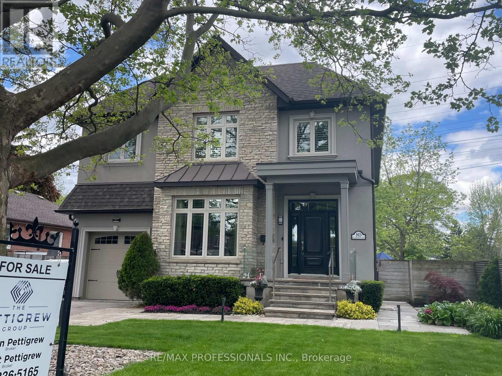 80 HALIBURTON AVENUE, Toronto, Ontario