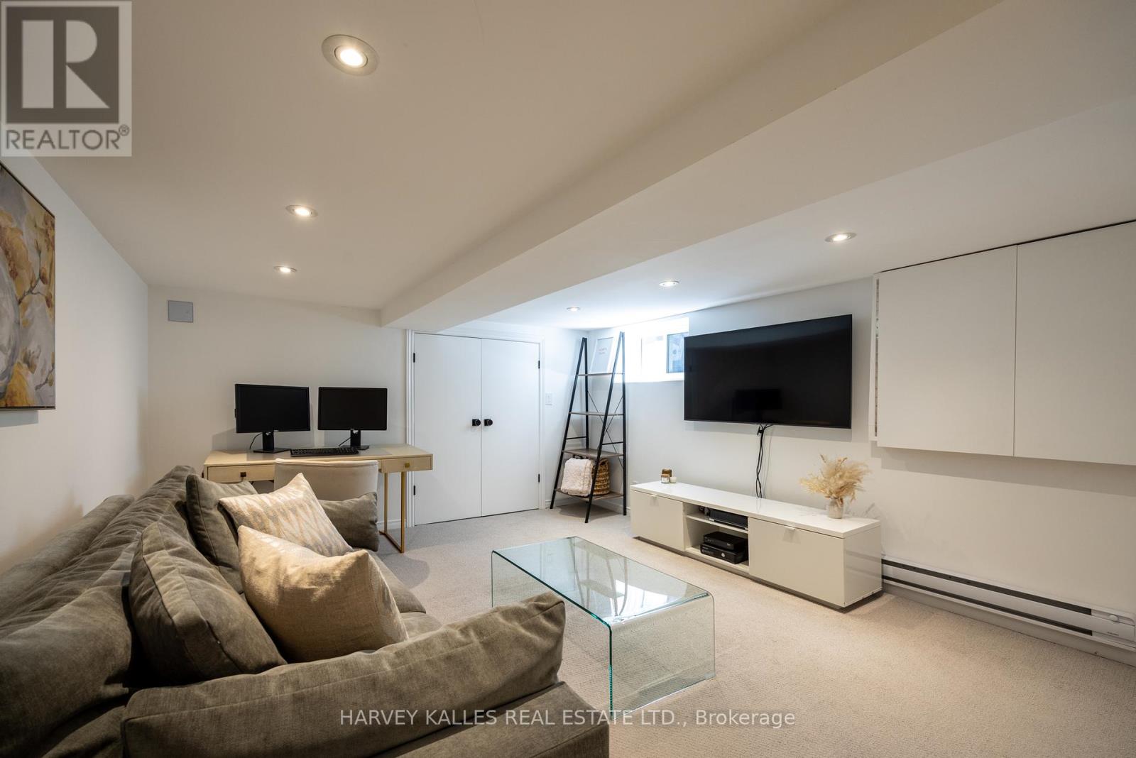380 Old Orchard Grove, Toronto, Ontario  M5M 2E9 - Photo 25 - C12183769
