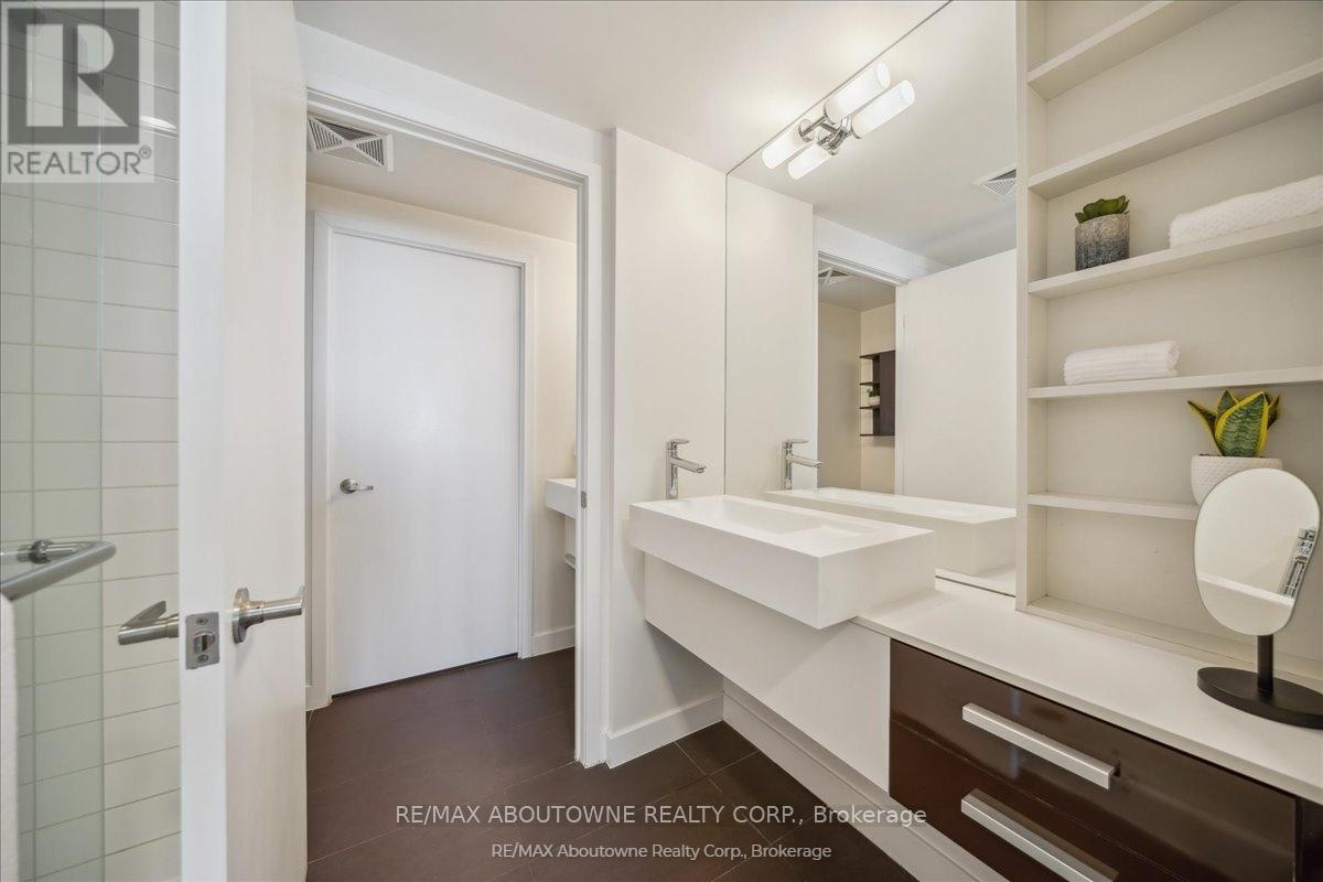 608 - 38 Dan Leckie Way, Toronto, Ontario  M5V 2V6 - Photo 38 - C12183827
