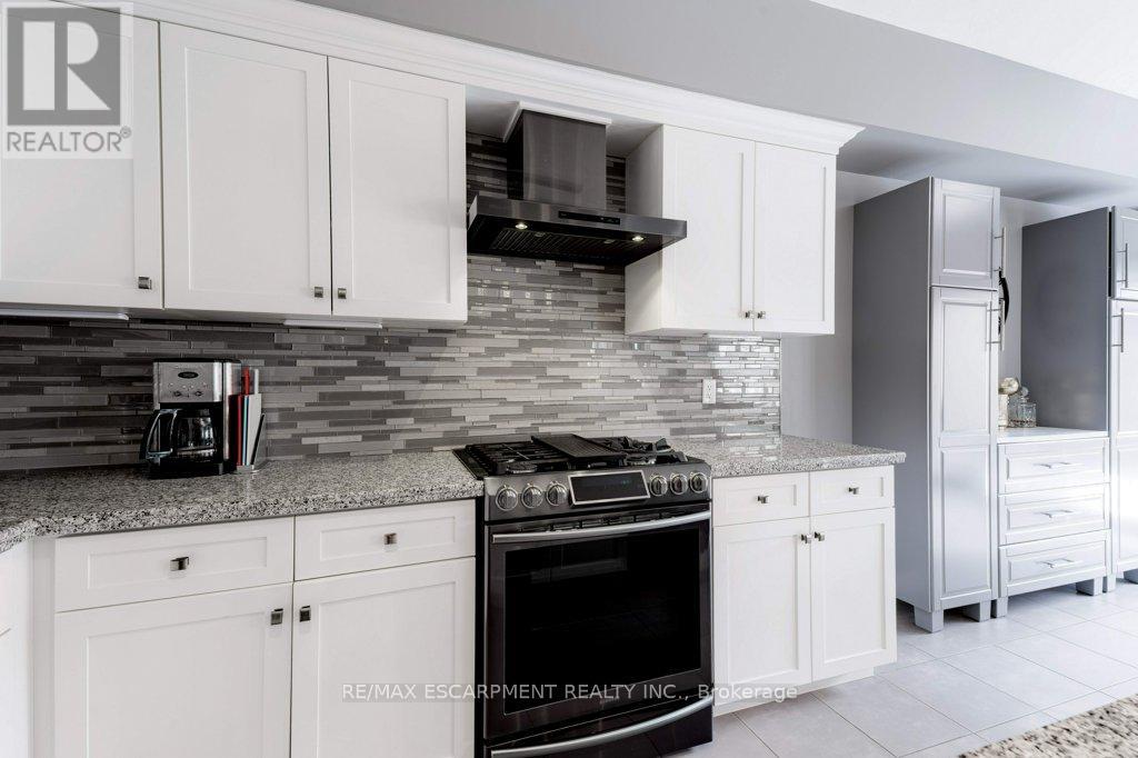 12 - 98 Shoreview Place, Hamilton (Stoney Creek), Ontario  L8E 0J4 - Photo 17 - X12183058