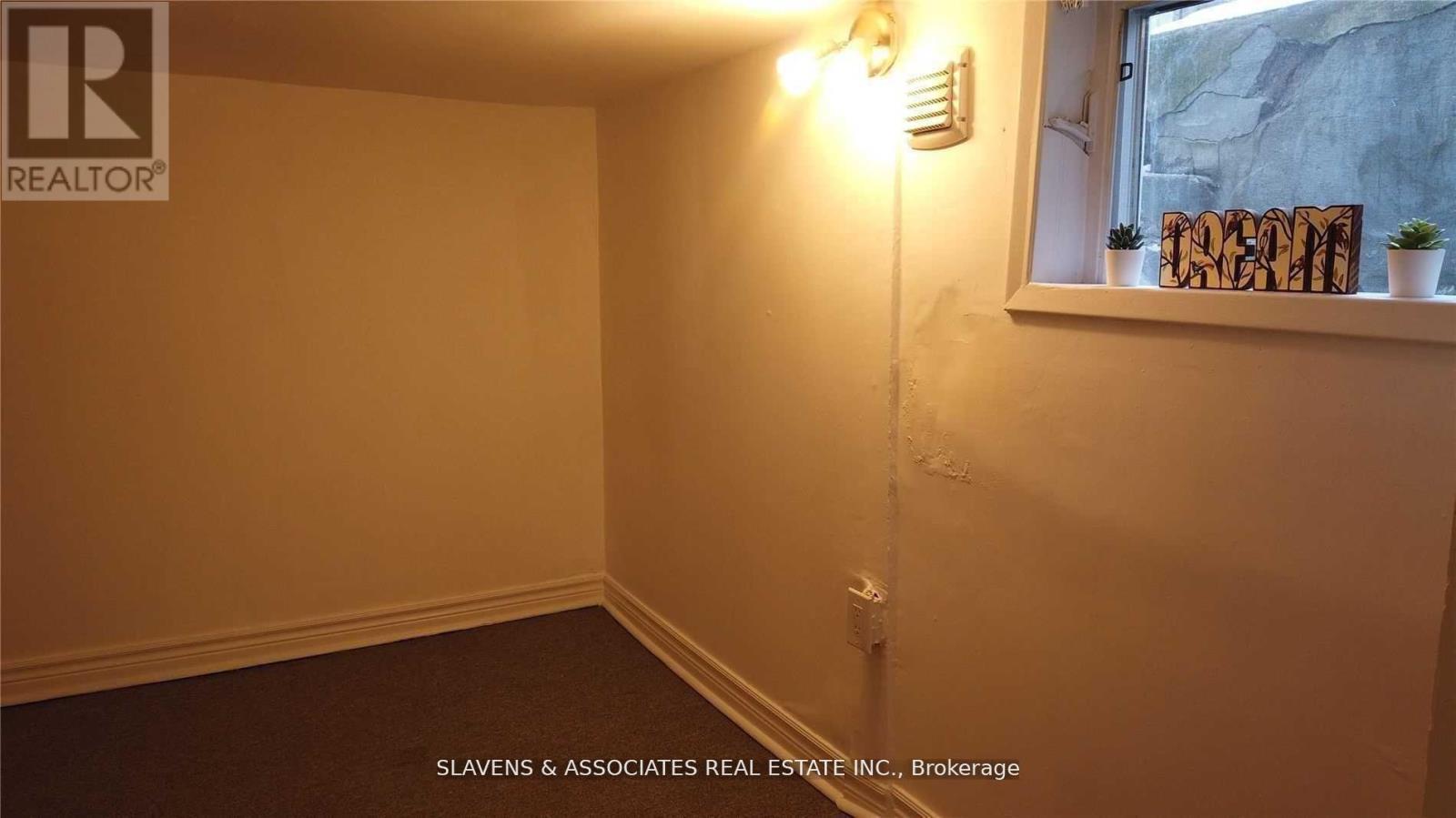 2398 Gerrard Street E, Toronto, Ontario  M4E 2E1 - Photo 23 - E12183822