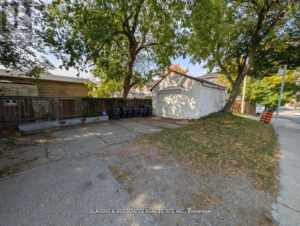 2398 Gerrard Street E, Toronto, Ontario  M4E 2E1 - Photo 25 - E12183822