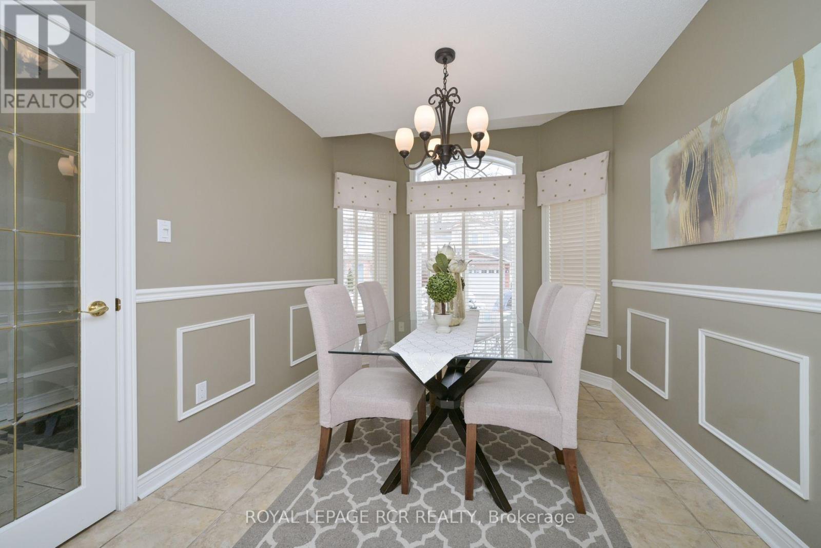 46 Sunset Boulevard, New Tecumseth, Ontario  L9R 1Z5 - Photo 6 - N12183782