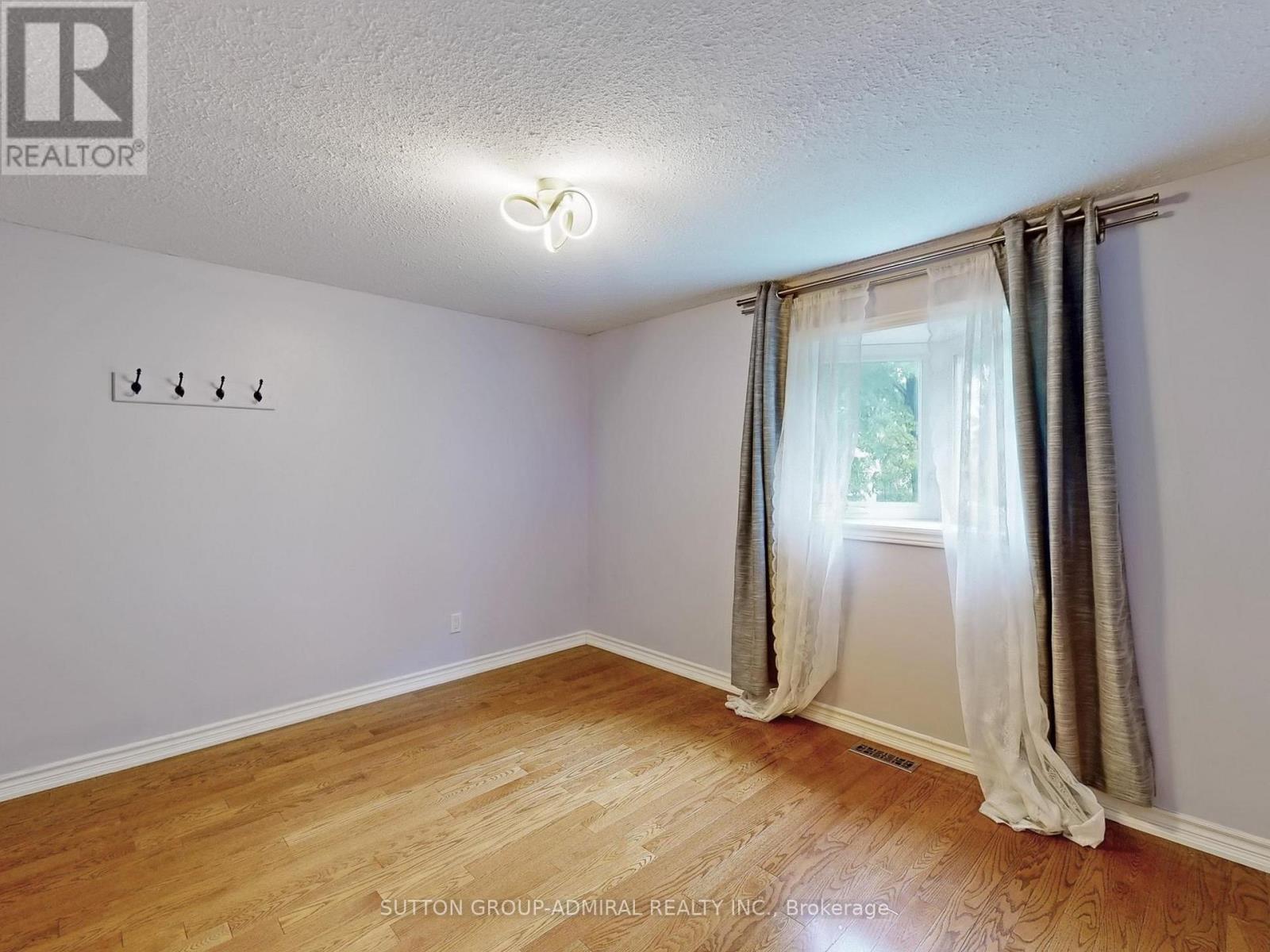 57 Peter Andrew Crescent, Vaughan, Ontario  L4J 3E2 - Photo 34 - N12183787