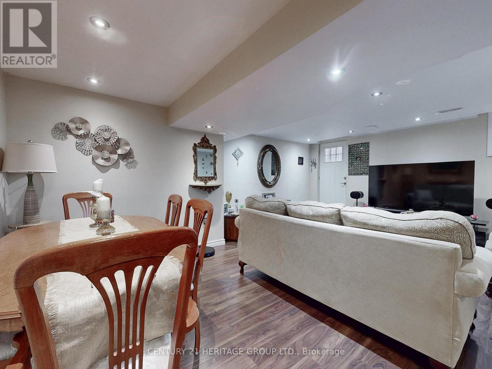 1062 Blackhall Crescent, Newmarket, Ontario  L3X 0B3 - Photo 38 - N12183800