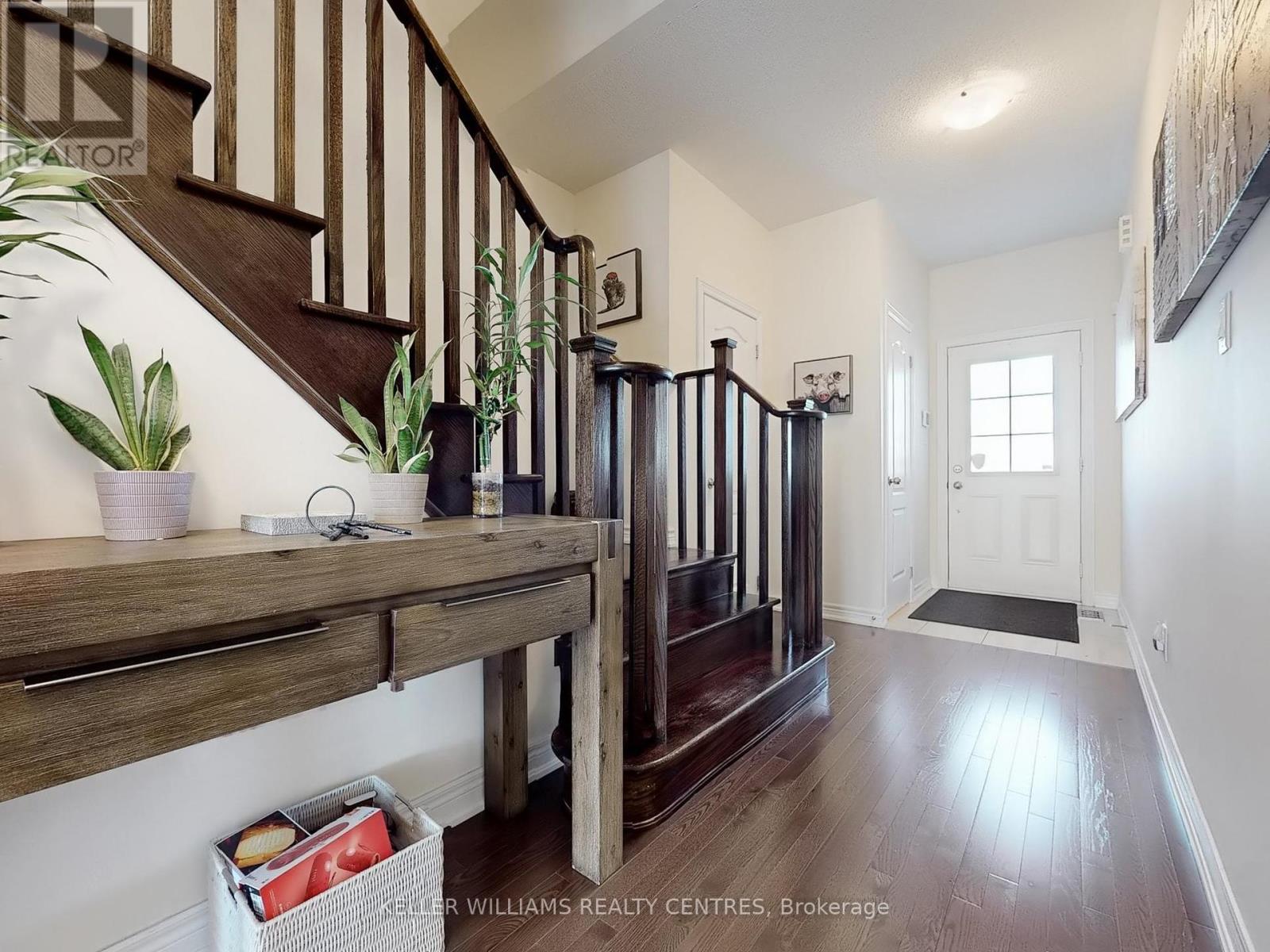 1105 Stantin Street, Innisfil (Lefroy), Ontario  L0L 1W0 - Photo 19 - N12183845