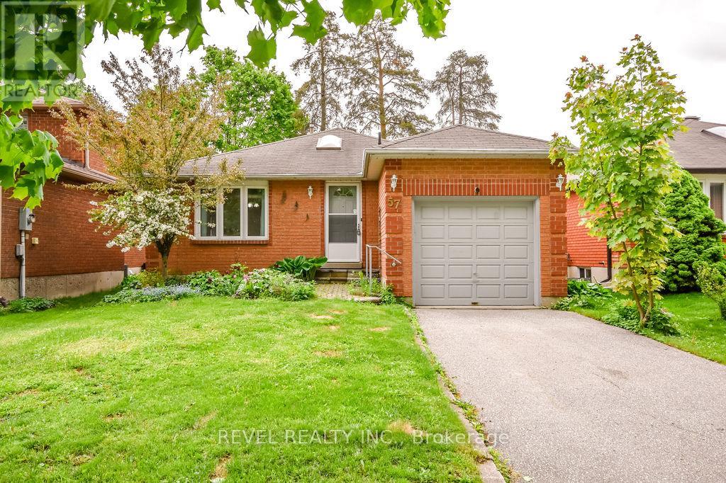 57 IRWIN DRIVE, Barrie, Ontario