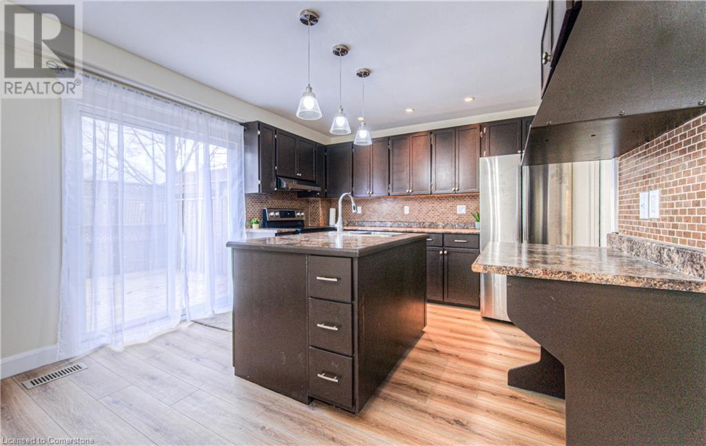 141 Sekura Crescent, Cambridge, Ontario  N1R 7C5 - Photo 9 - 40699770
