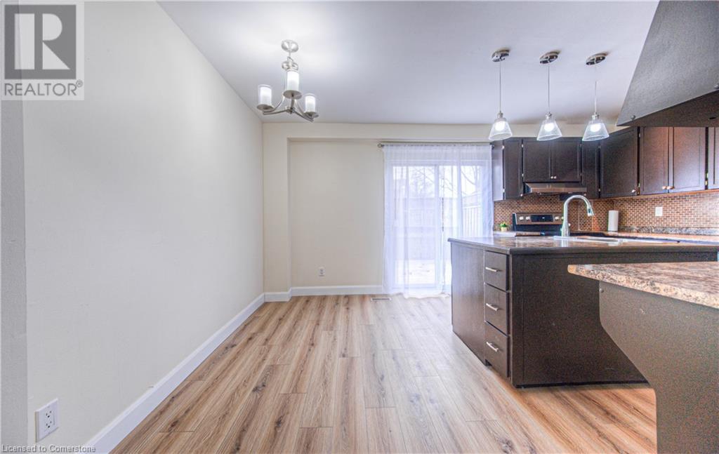 141 Sekura Crescent, Cambridge, Ontario  N1R 7C5 - Photo 8 - 40699770