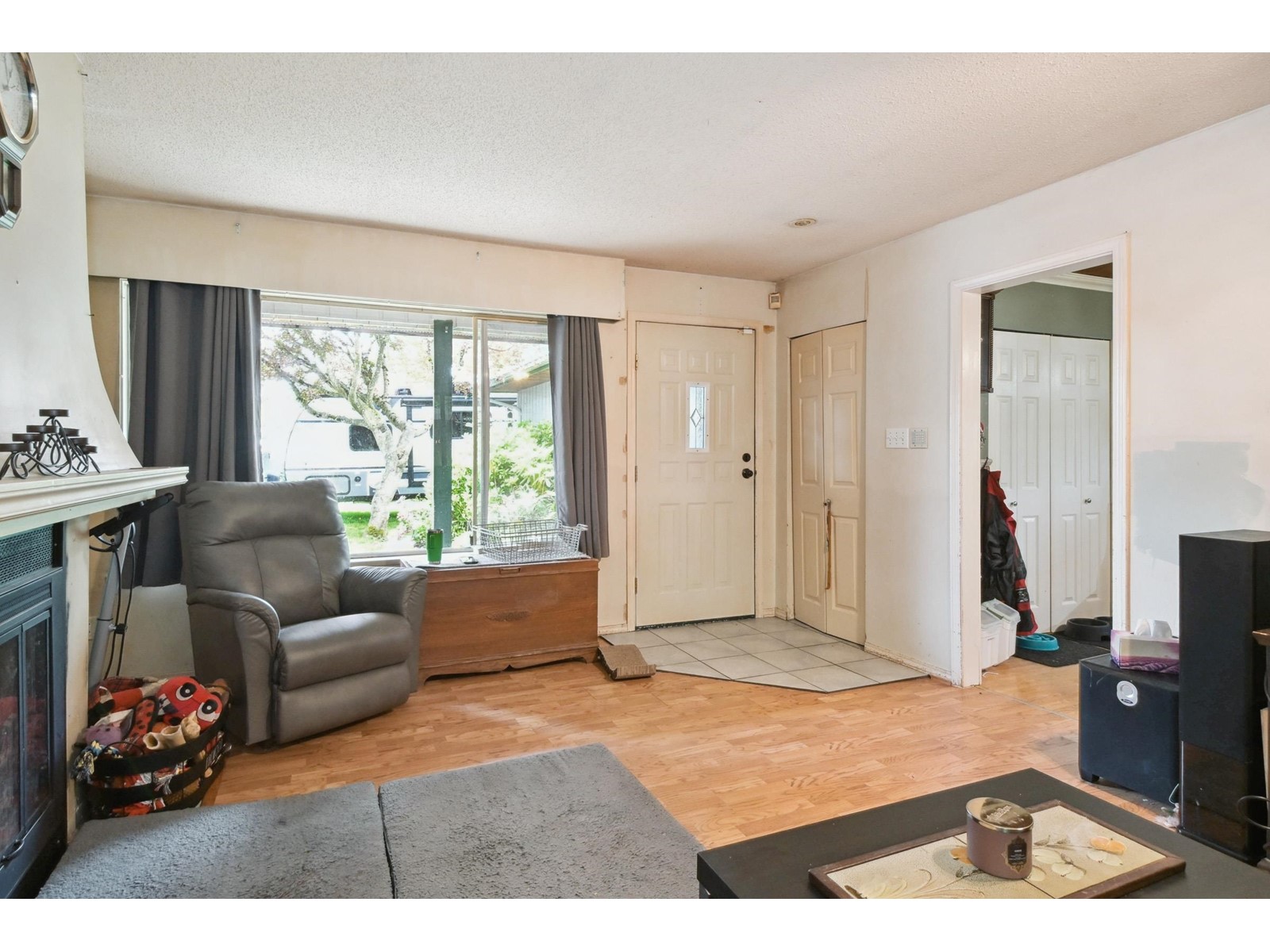 14093 Park Drive, Surrey, British Columbia  V3R 5N6 - Photo 2 - R3006955