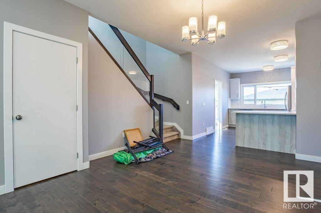 8956 81 Av Nw, Edmonton, Alberta  T6C 0W8 - Photo 17 - E4439378