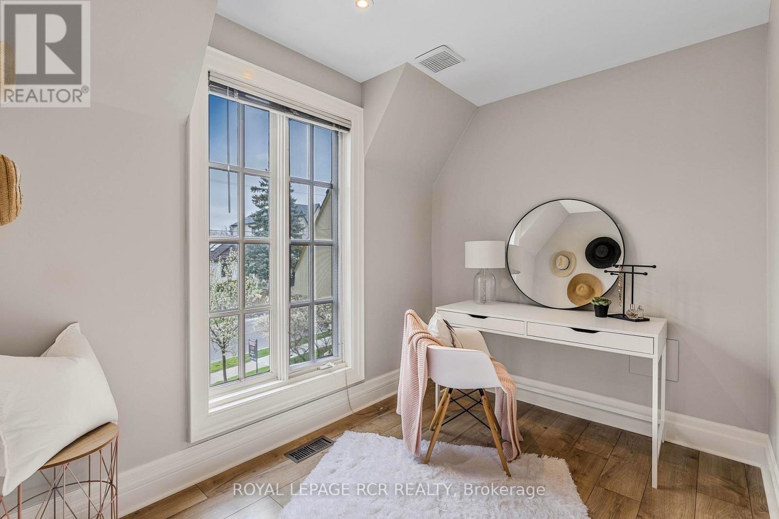 34 Garden Avenue, Richmond Hill, Ontario  L4C 6L9 - Photo 20 - N12172367