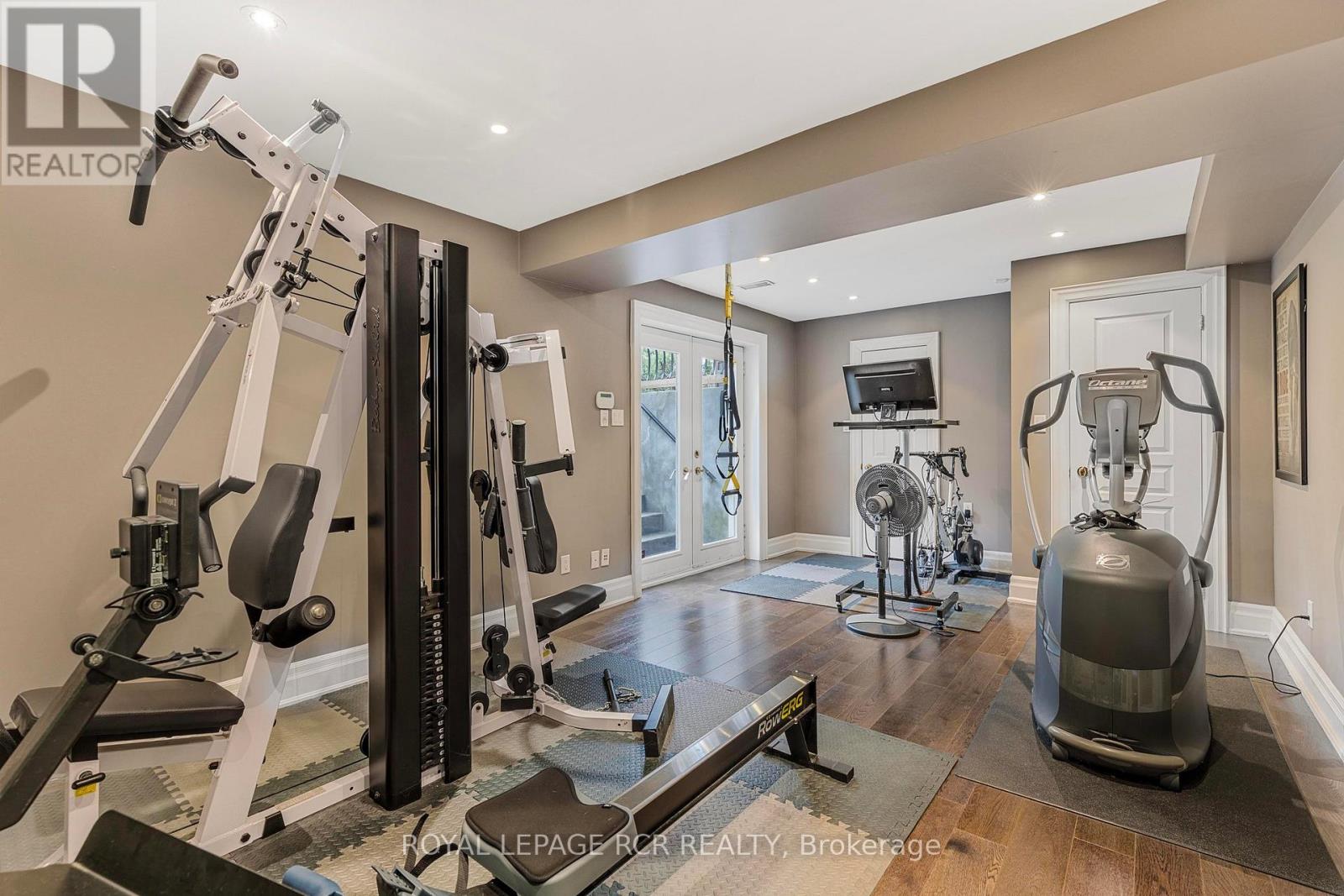 34 Garden Avenue, Richmond Hill, Ontario  L4C 6L9 - Photo 27 - N12172367