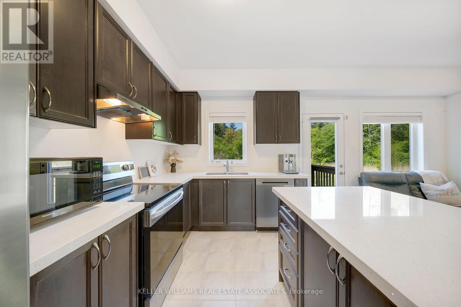 85 - 305 Garner Road W, Hamilton (Ancaster), Ontario  L9G 3K9 - Photo 8 - X12177503