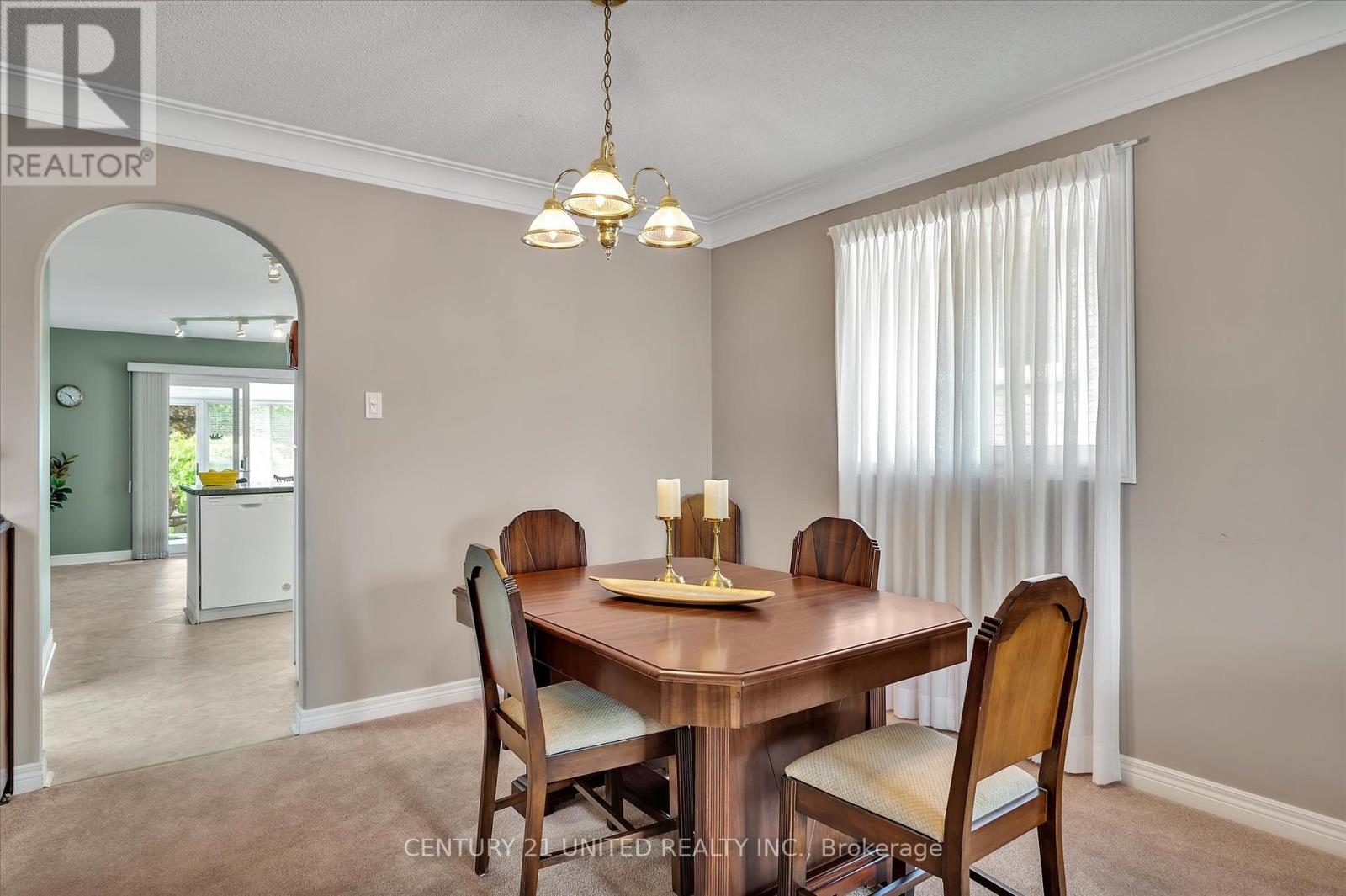 1329 White Crescent, Peterborough West, Ontario  K9K 2L6 - Photo 10 - X12183892