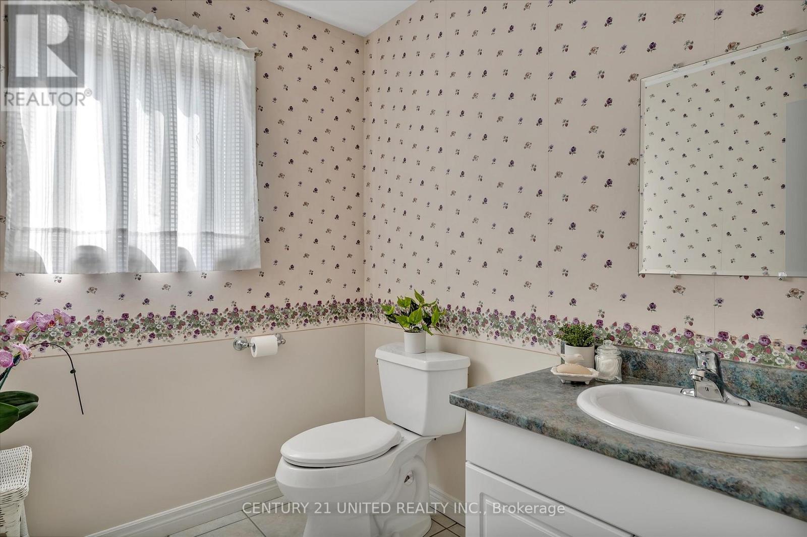 1329 White Crescent, Peterborough West, Ontario  K9K 2L6 - Photo 30 - X12183892