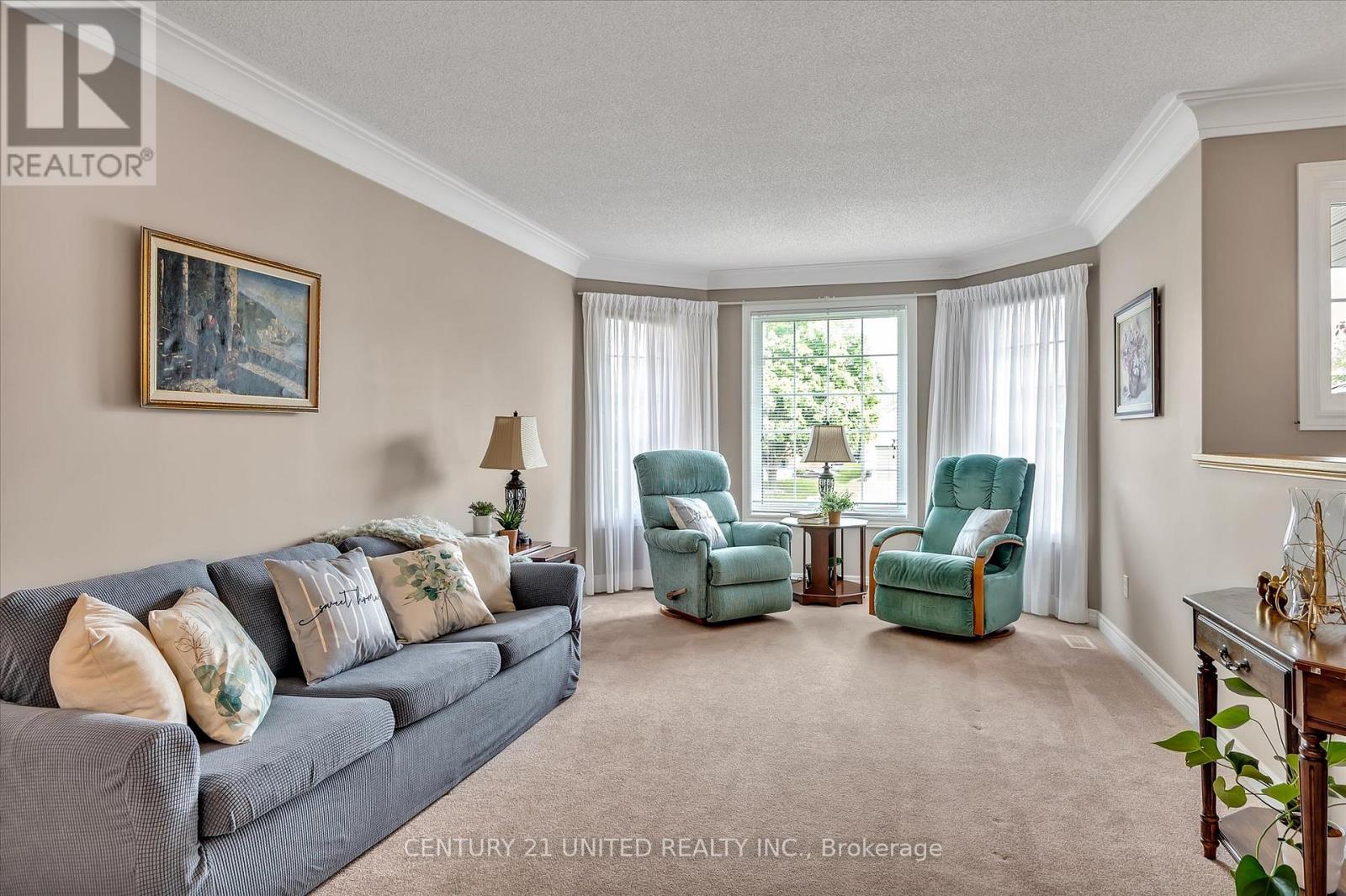 1329 White Crescent, Peterborough West, Ontario  K9K 2L6 - Photo 7 - X12183892