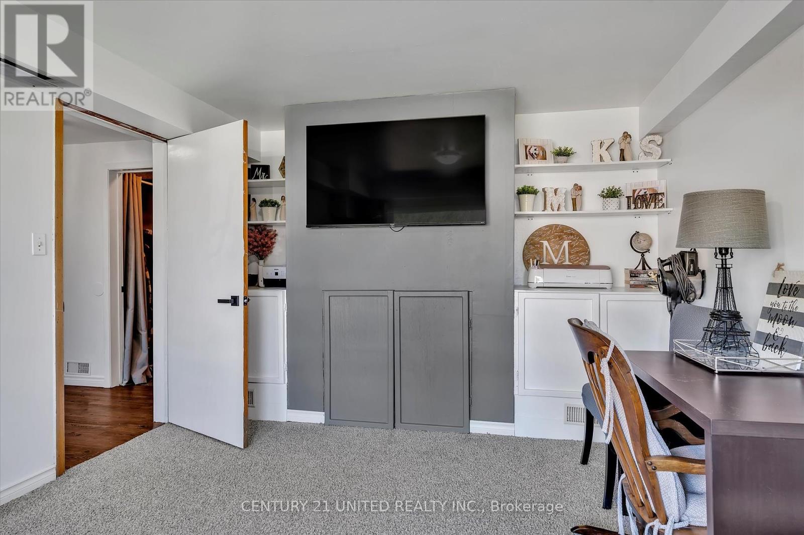 2032 Walker Avenue, Peterborough East, Ontario  K9L 1S1 - Photo 41 - X12183894
