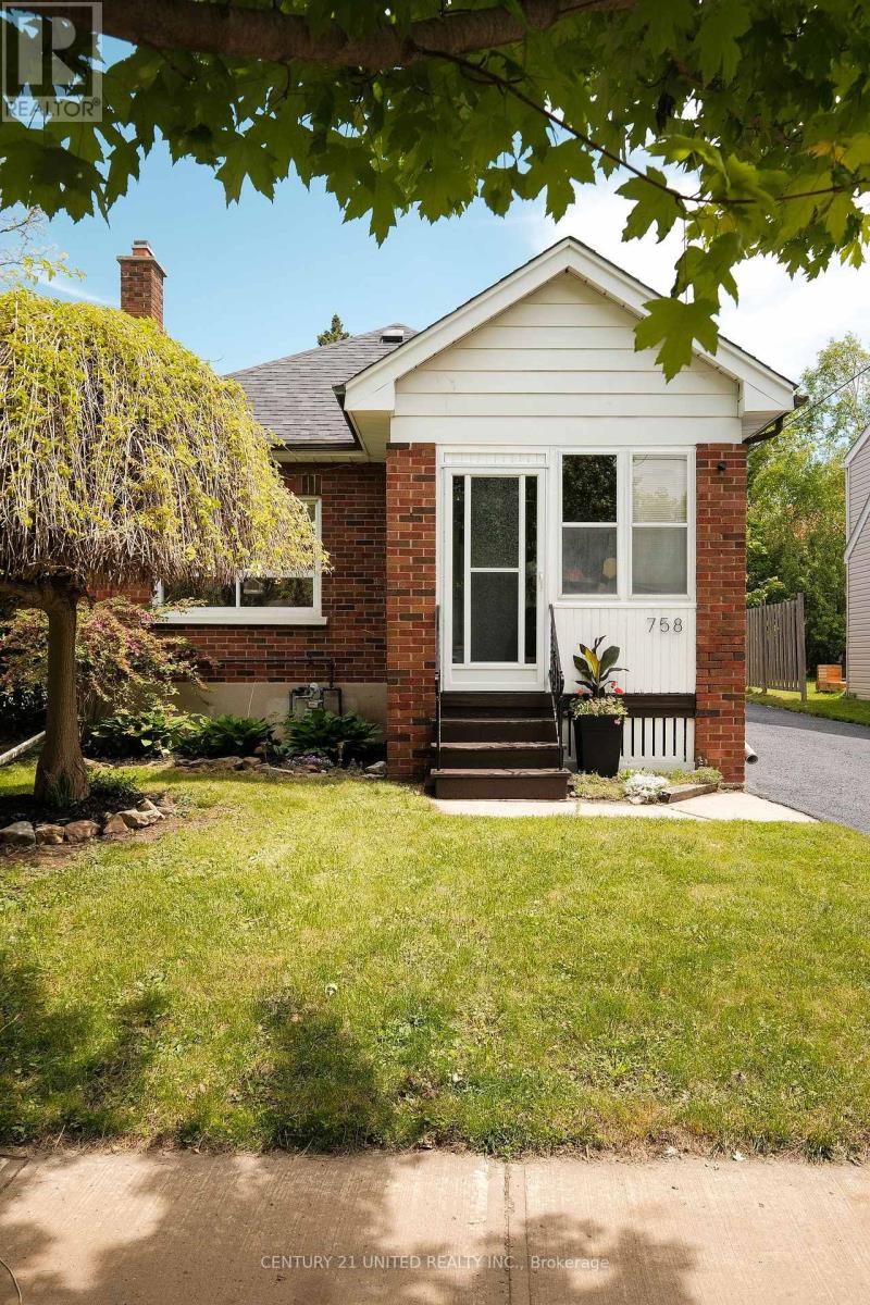 758 Bethune Street, Peterborough North, Ontario  K9H 4A6 - Photo 2 - X12183919