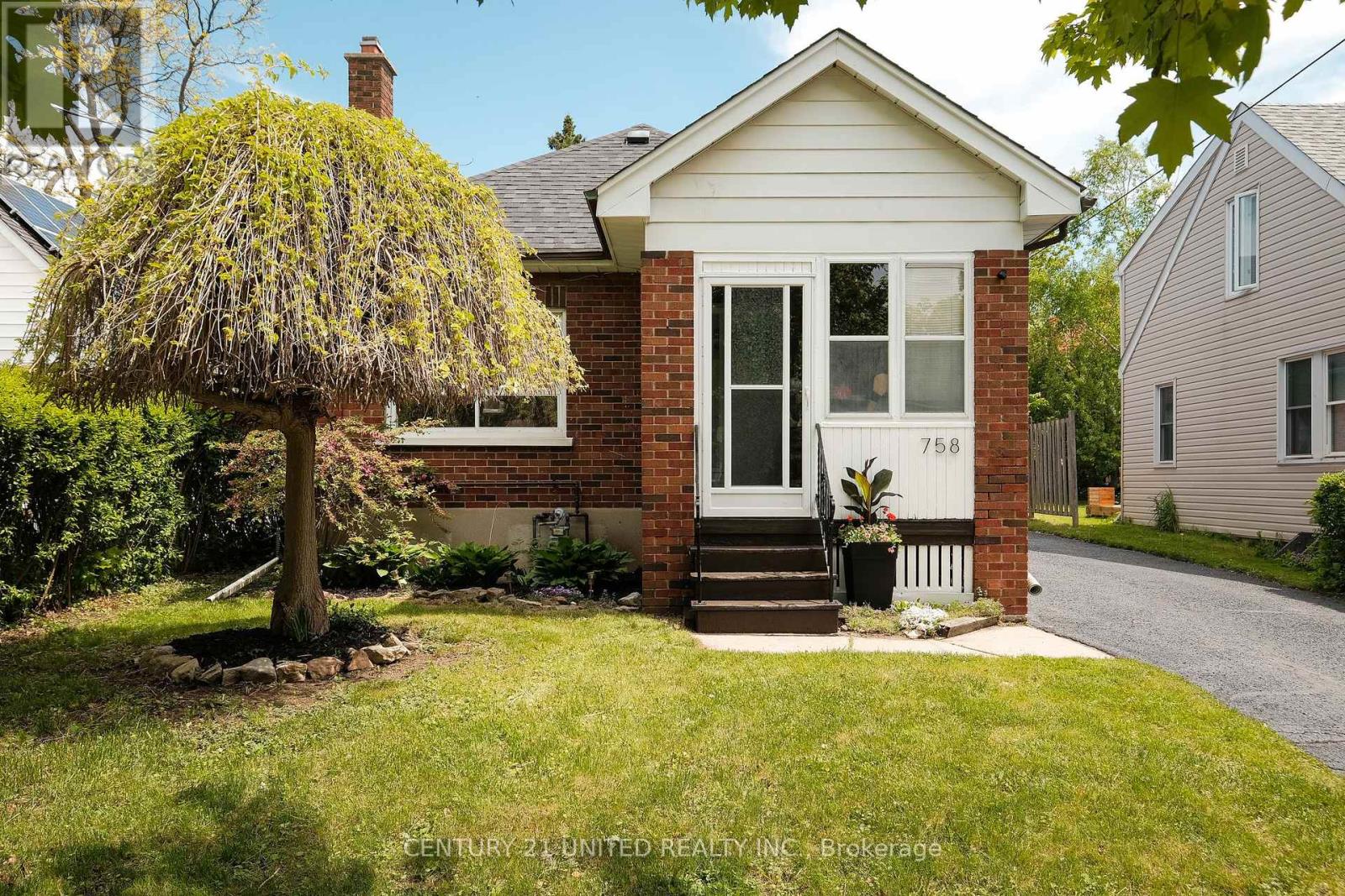 758 Bethune Street, Peterborough North, Ontario  K9H 4A6 - Photo 3 - X12183919
