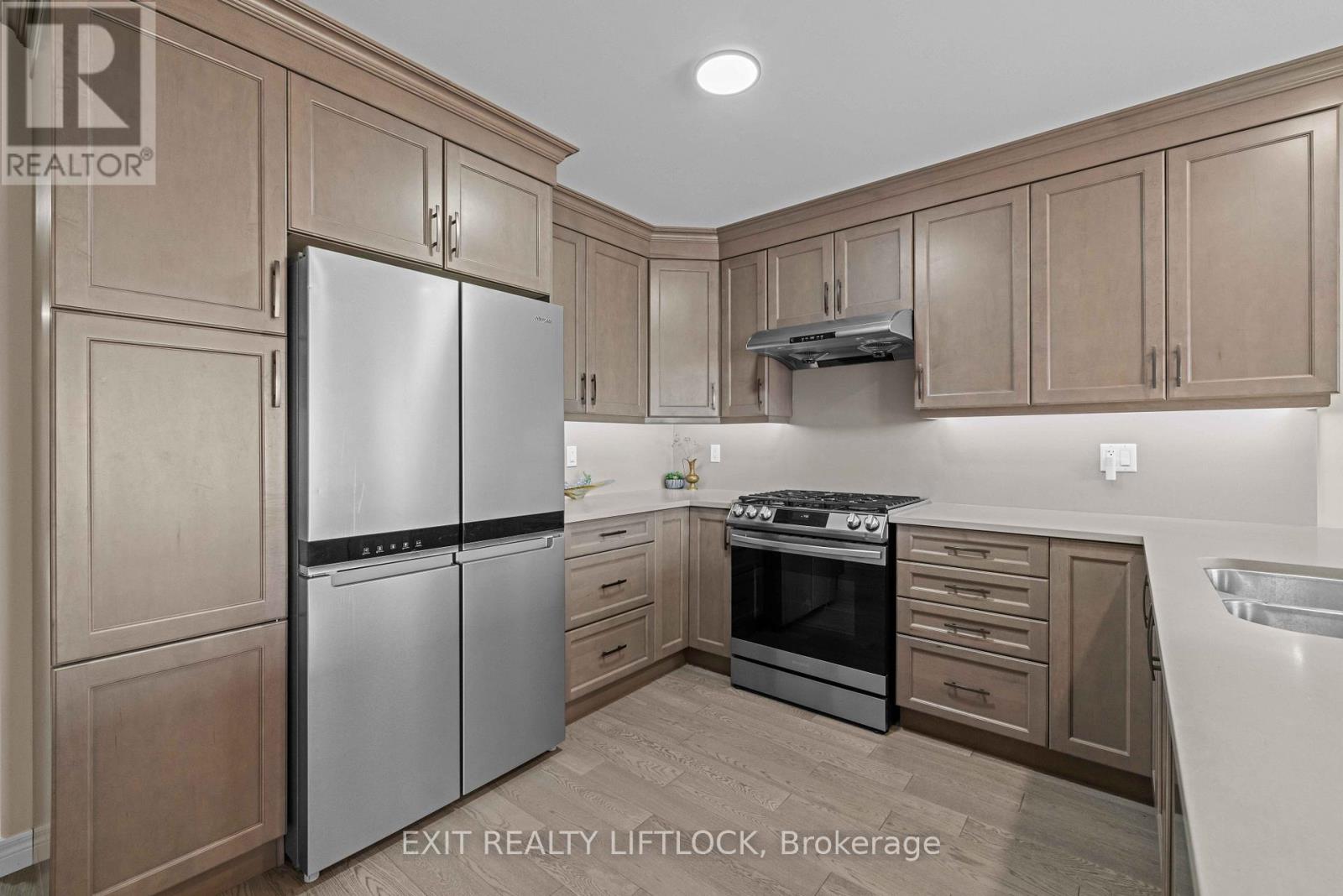 100 York Drive, Peterborough North, Ontario  K9K 0H7 - Photo 11 - X12183991