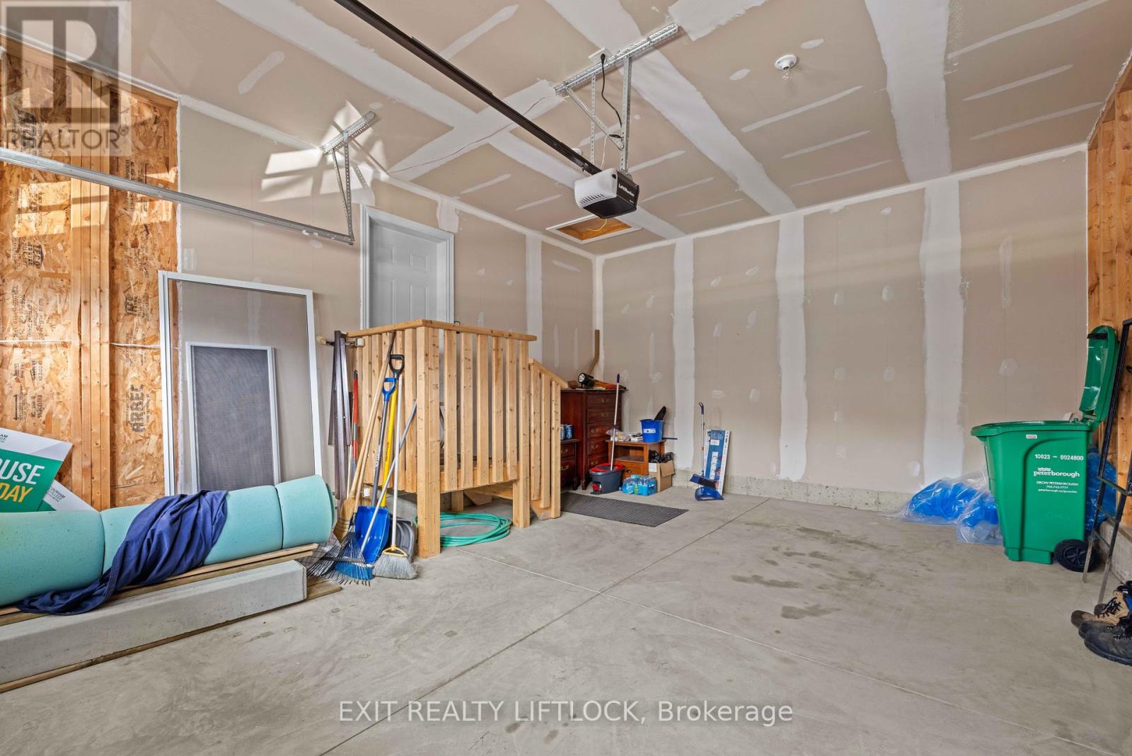 100 York Drive, Peterborough North, Ontario  K9K 0H7 - Photo 37 - X12183991